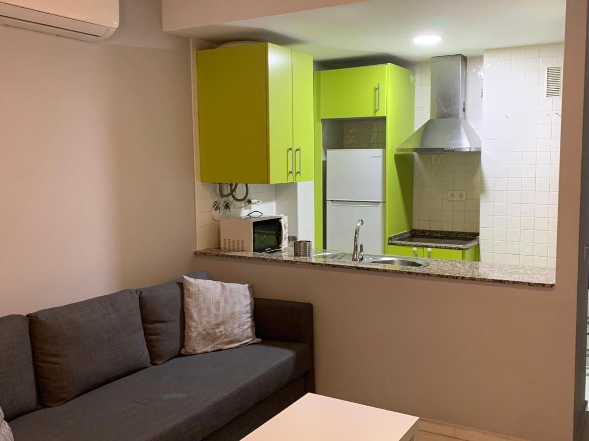 A 5 Minutos De La Playa De La Caleta Apartment *